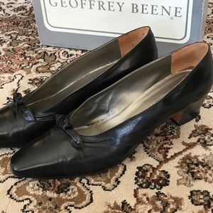 Geoffrey Beene black pumps, size 10N